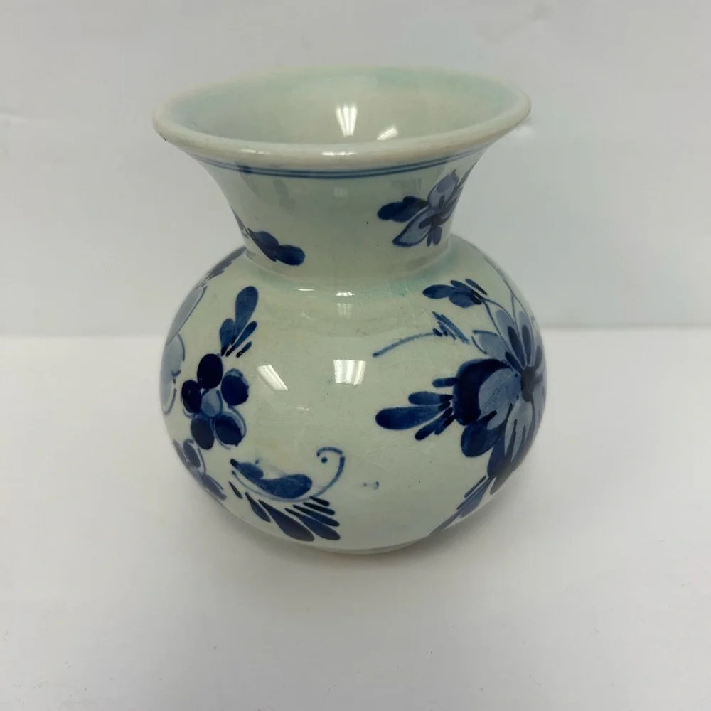Vintage Delft Blue & White Flower Bud Vase Hand Painted Blauw Floral Ceramics